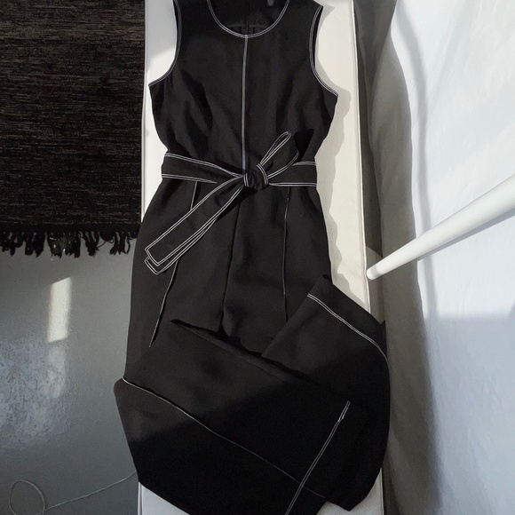 En Thread (XS) pantsuit, sleeveless, with top-stitching & tie, NWOT. - Picture 3 of 16